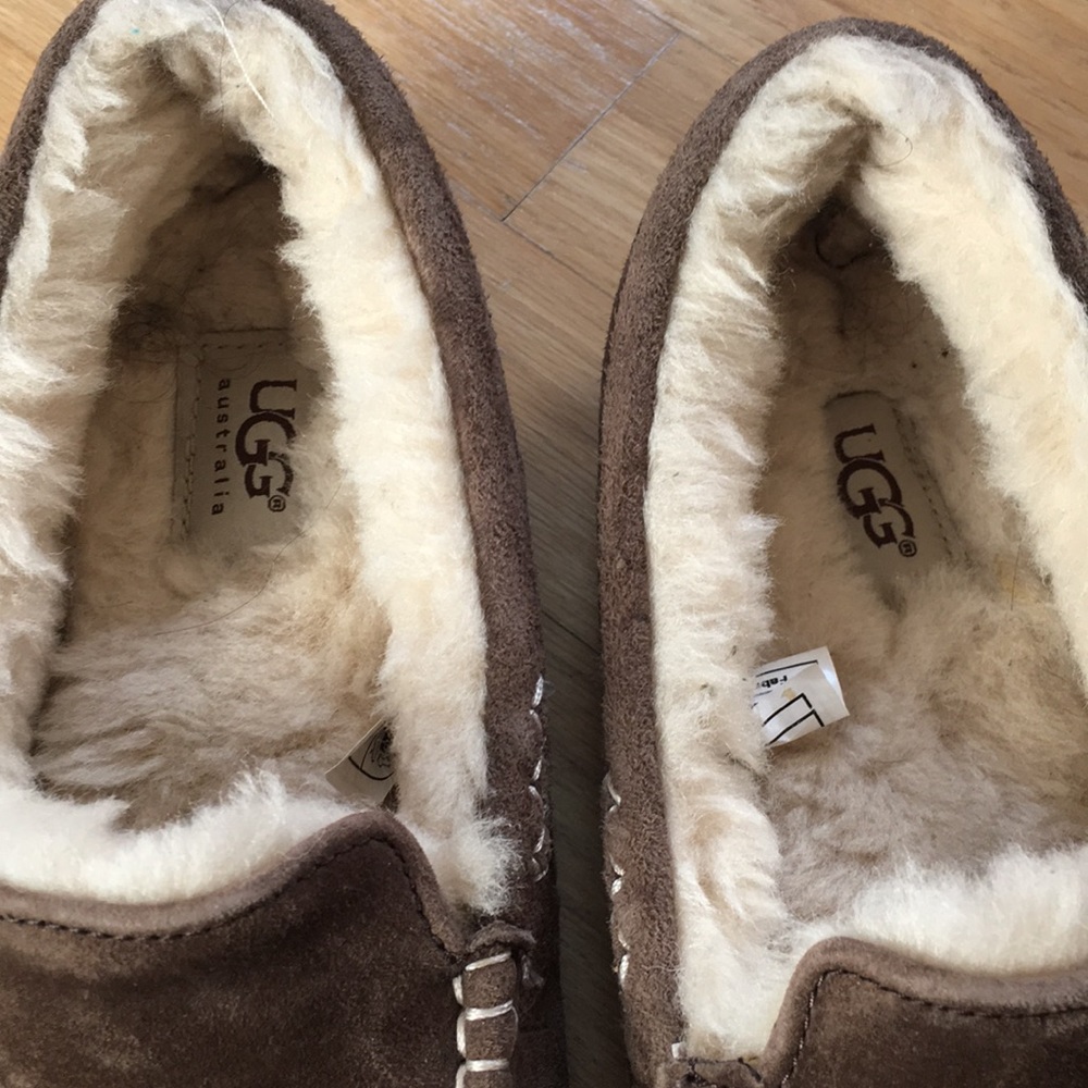 Ugg Slippers - image 4